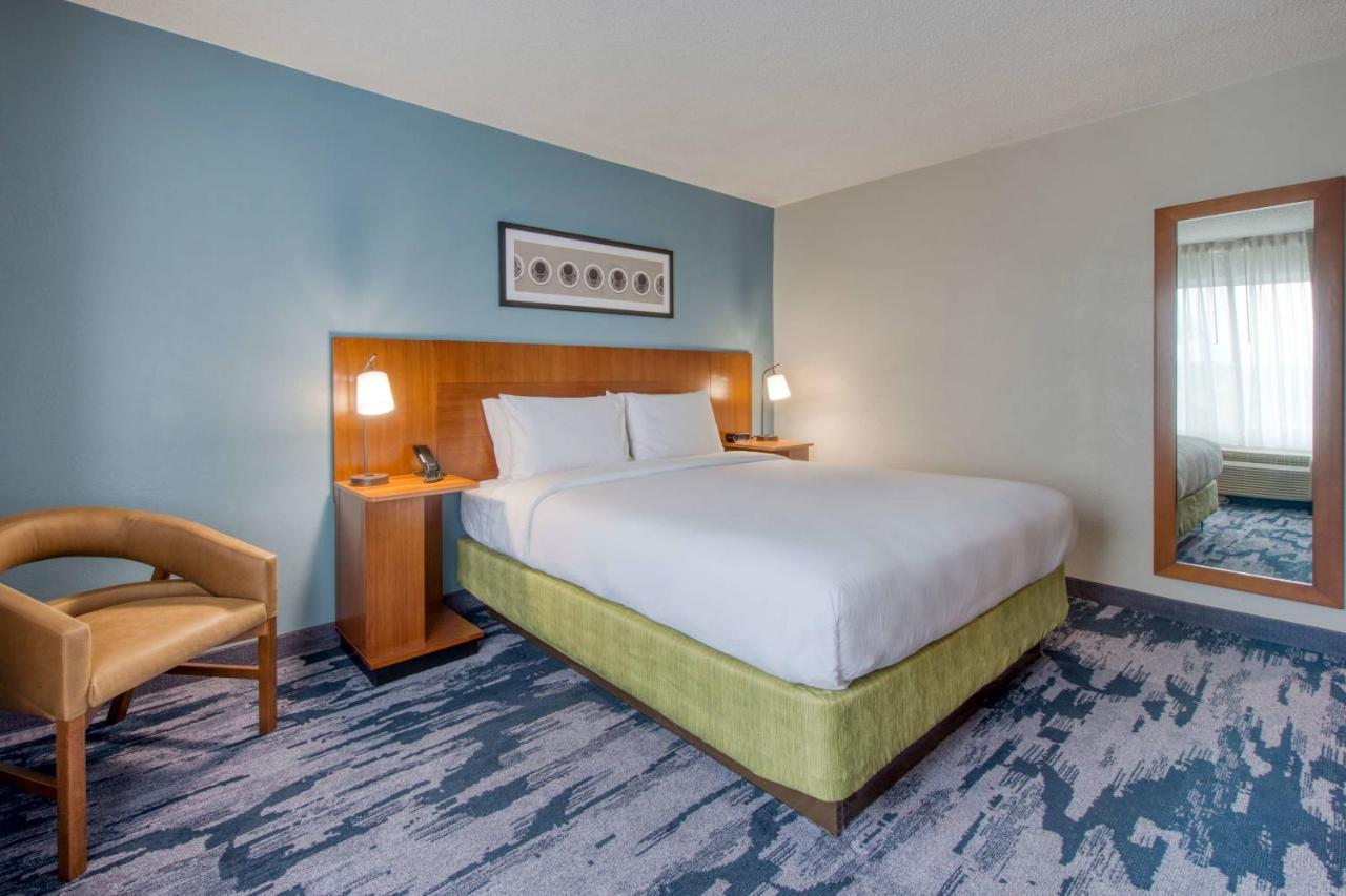 Fairfield Inn & Suites Raleigh Crabtree Valley Extérieur photo